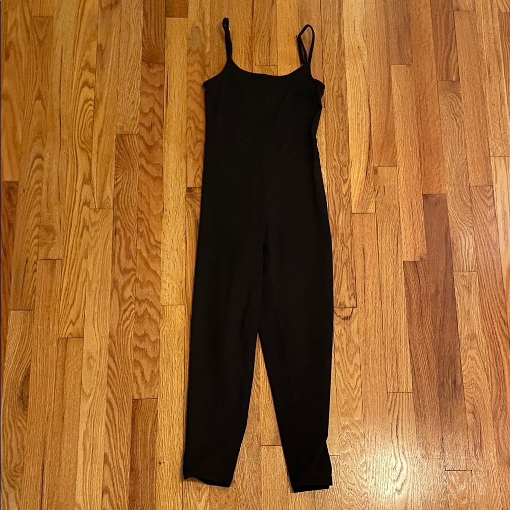 Chic Black Spaghetti Strap Jumpsuit